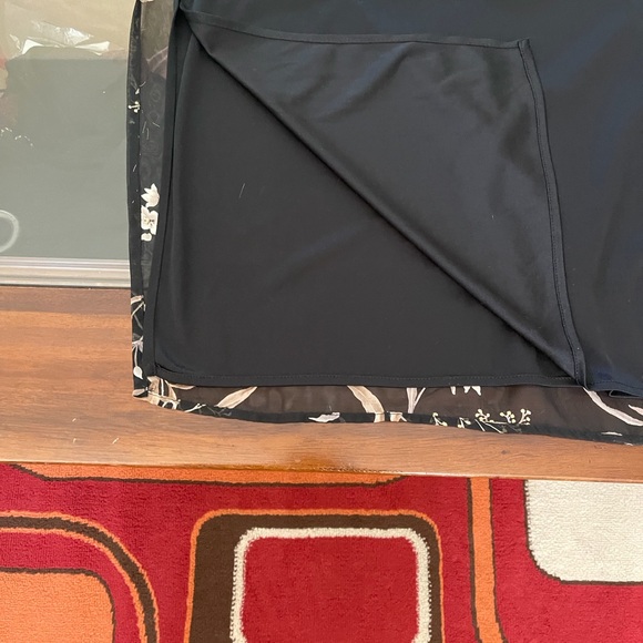 JR Bentley Women’s Floral Maxi Skirt slits size 14 NWOT - Picture 10 of 14